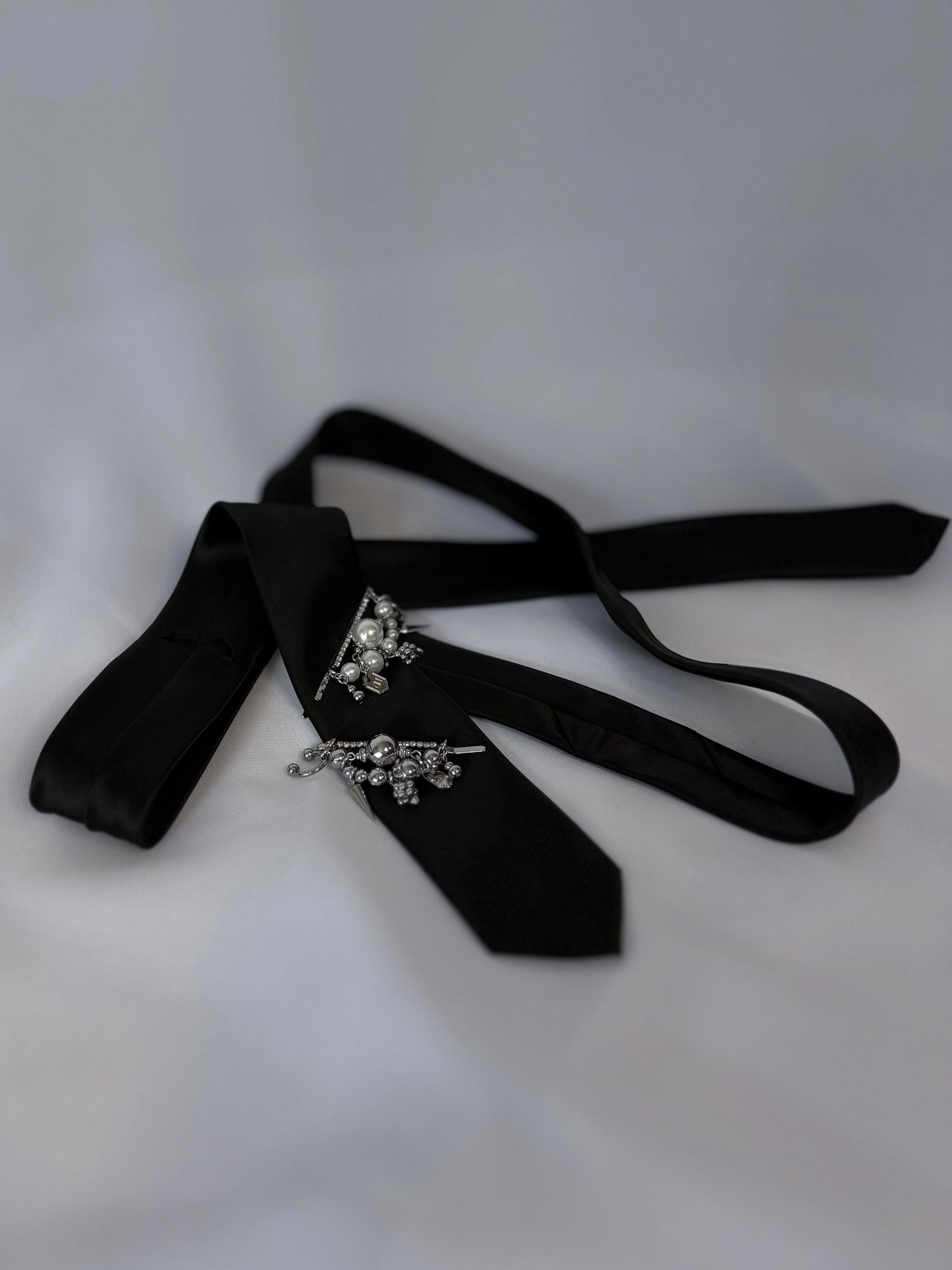 lulu spike wave hair clip (white×gold)