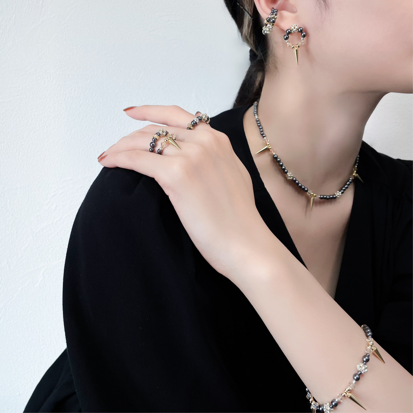 pearl double ear cuff (gold× black)