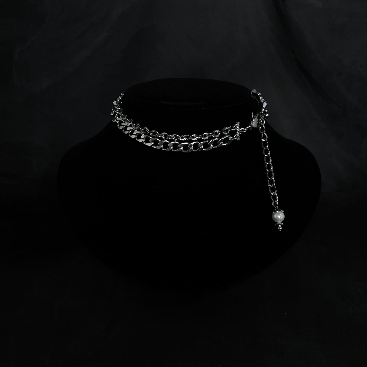 wave choker / necklace ( silver × white )