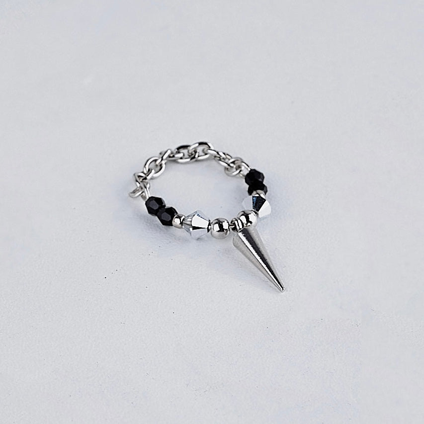 studs crystal ring (silver & black)
