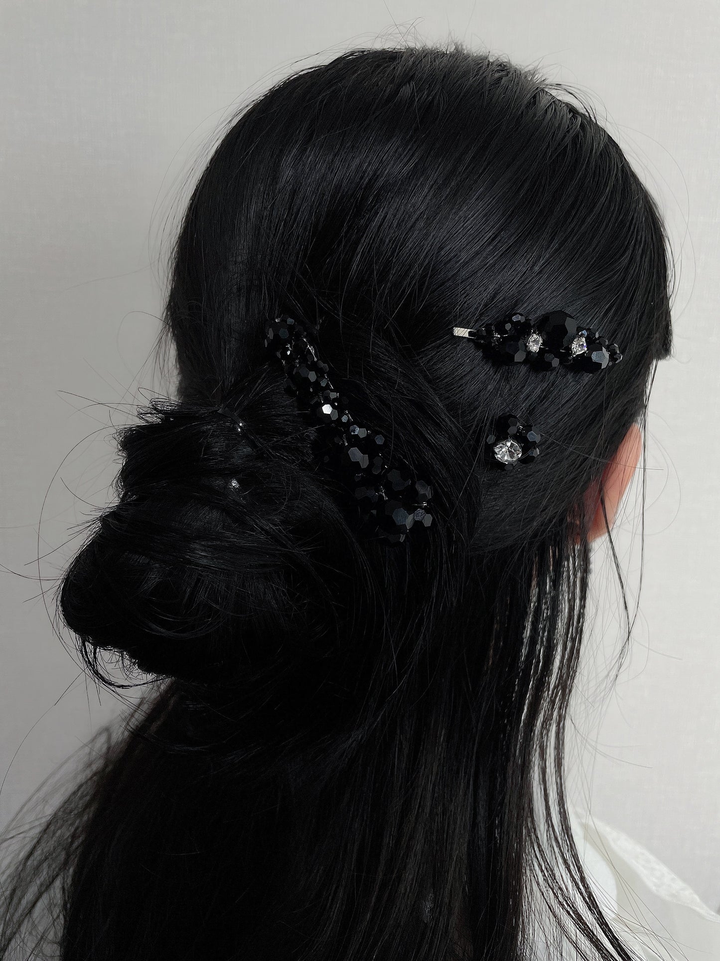 flower crystal barrette (black)