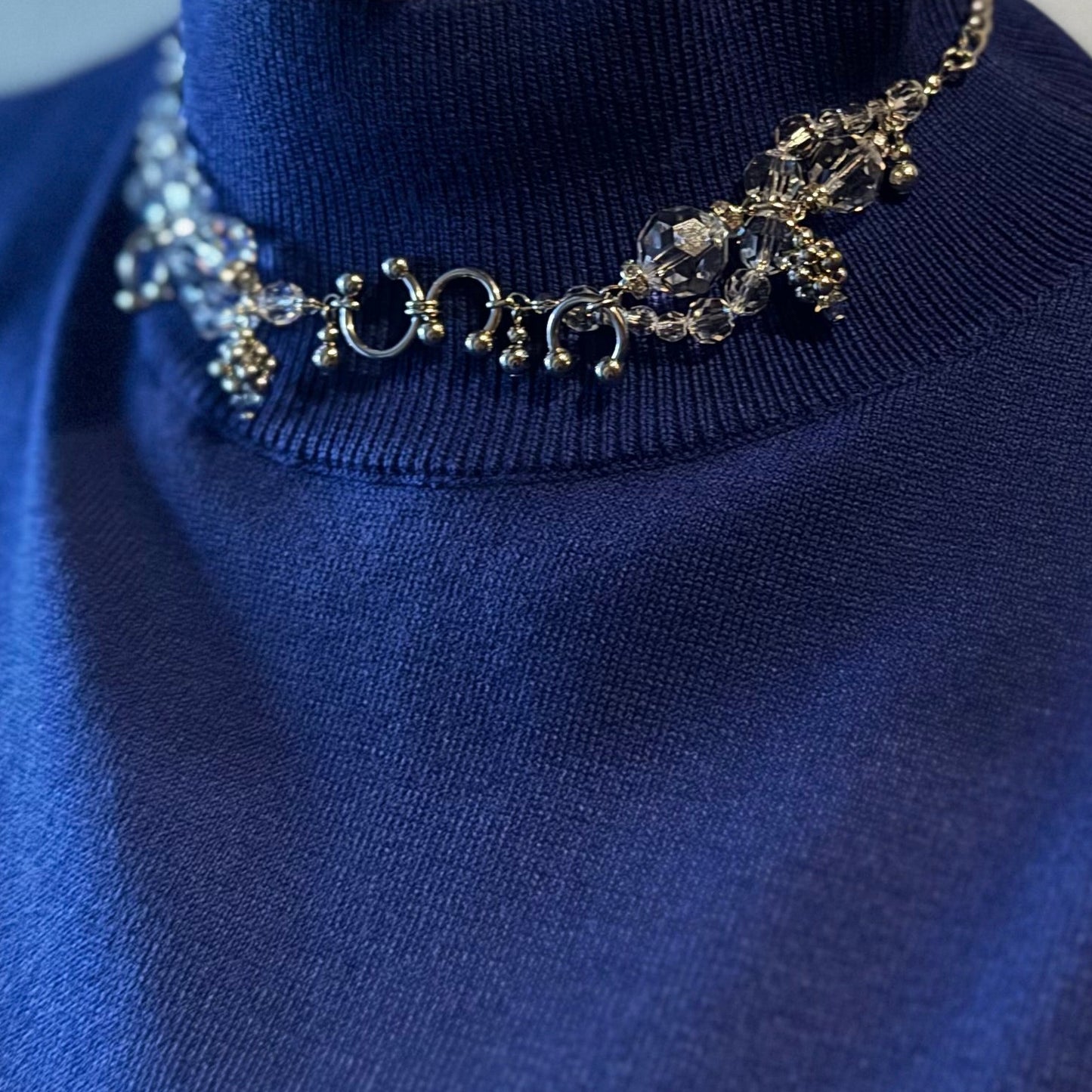 lulu wave choker / necklace (silver × clear)