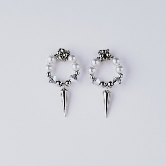 studs pearl pierce (silver & white)