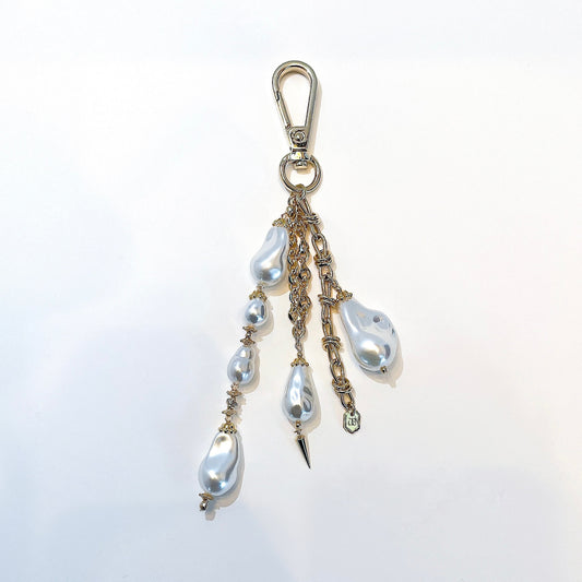 baroque pearl keychain (gold)