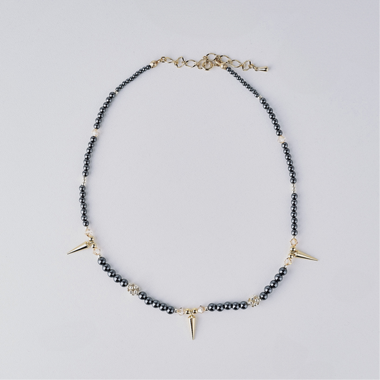 studs pearl necklace (gold & black)