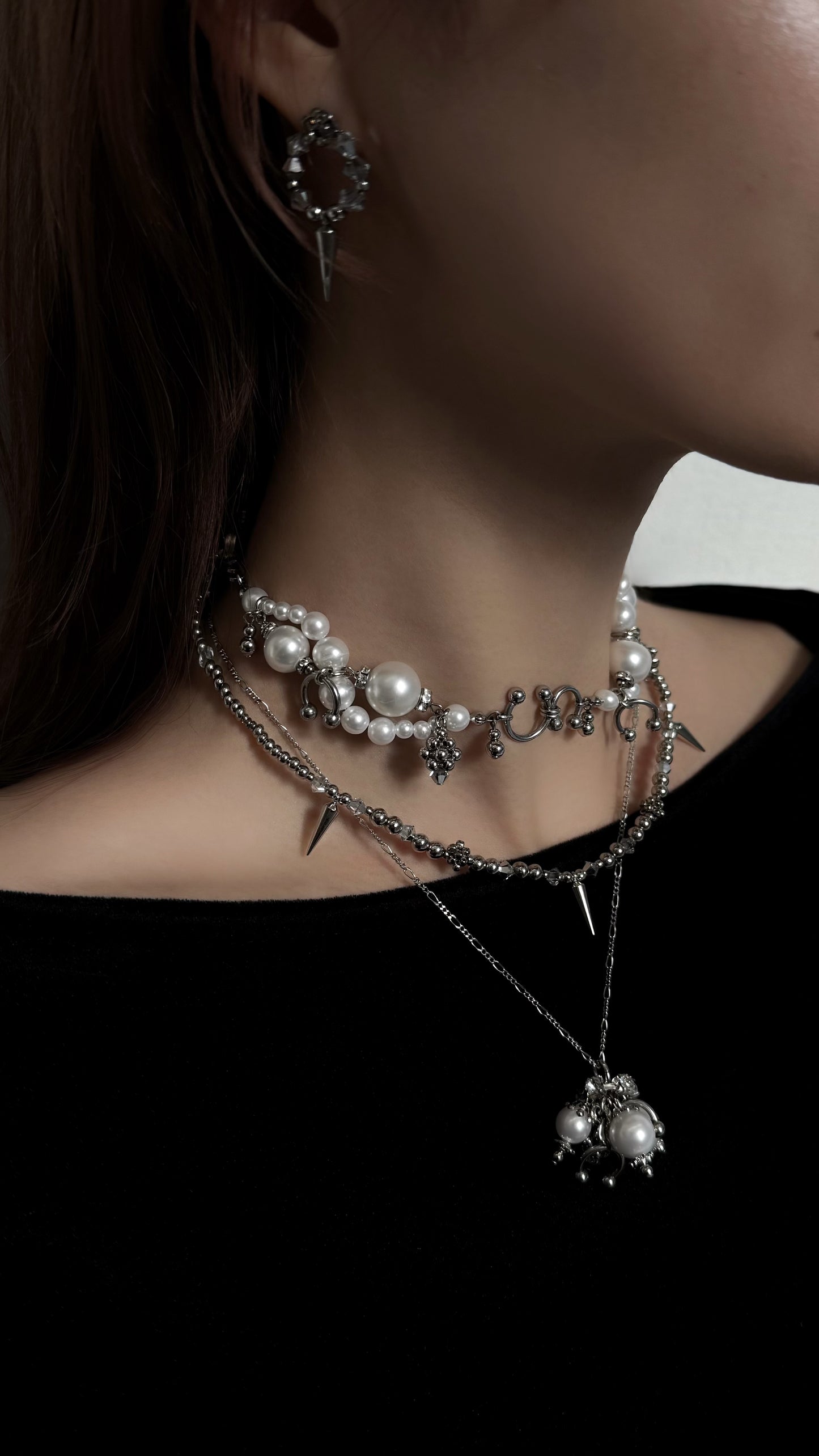 lulu wave choker / necklace ( silver × white )