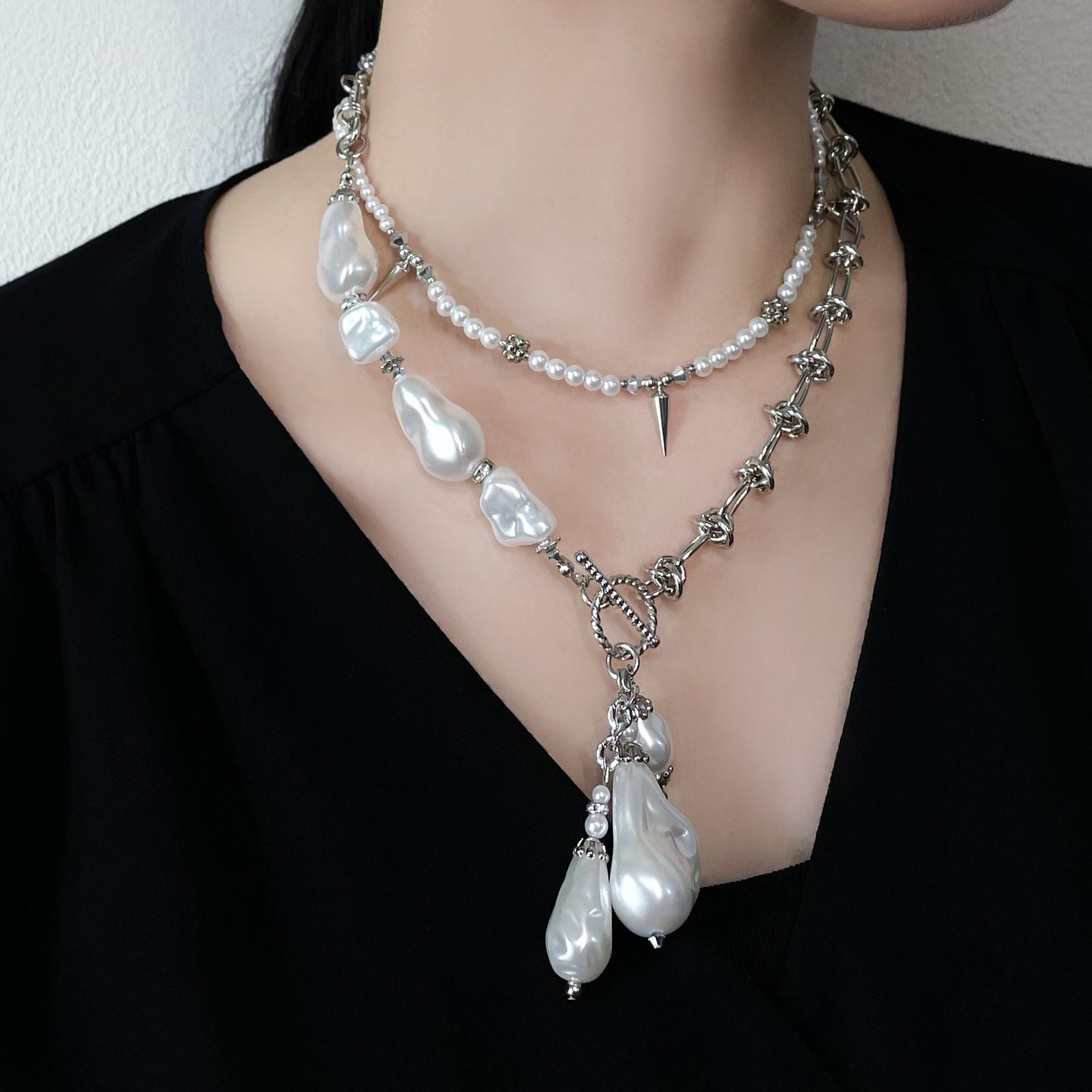 baroque pearl × silver chain necklace