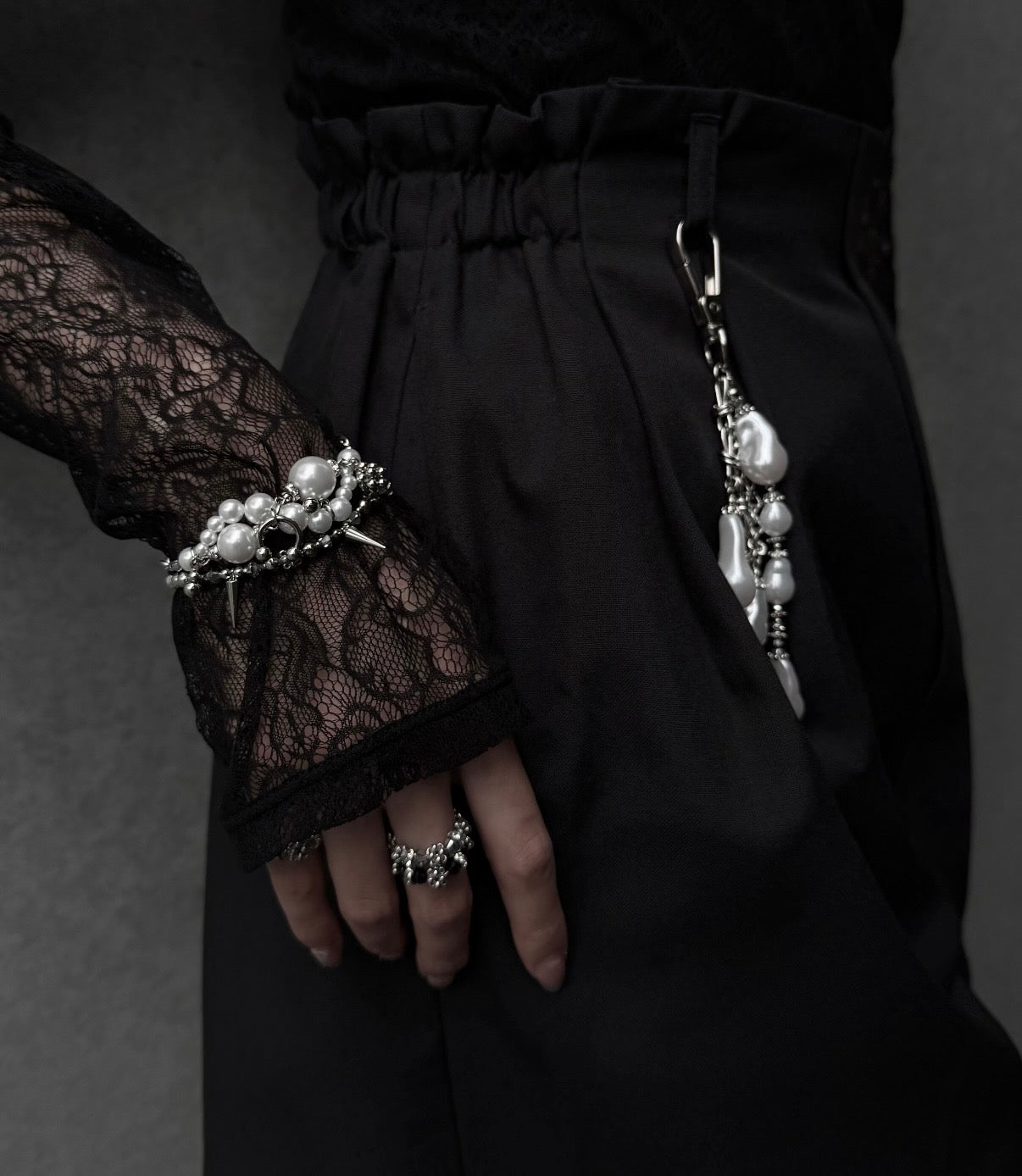 lulu wave bracelet ( silver × white )