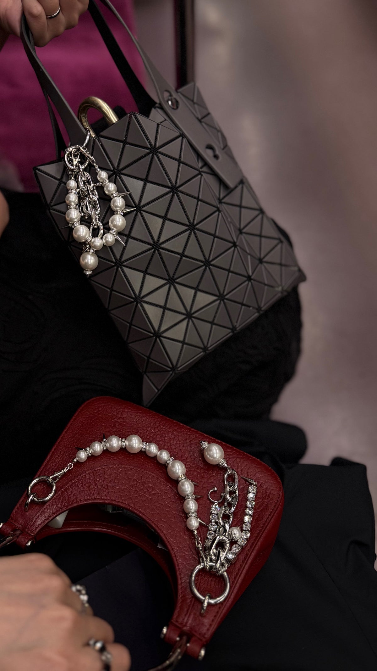 spike multi-way bag  charm (silver)